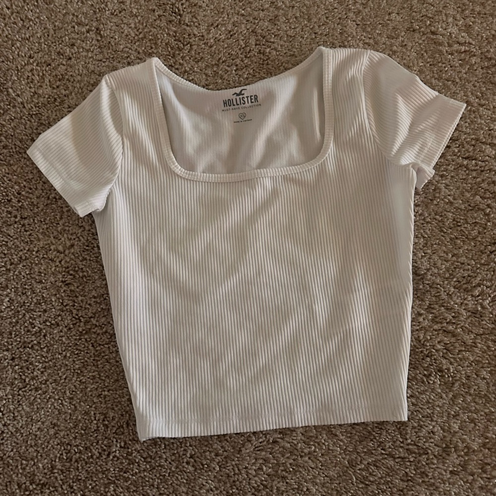 Holister Top